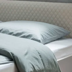 Bett Privira