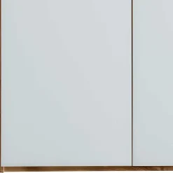 Breiter Kleiderschrank Mysore