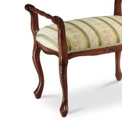 Design Sitzhocker Adessa