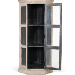 Eckvitrine Pescara