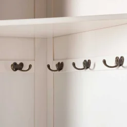 Flurgarderobe Metrianos