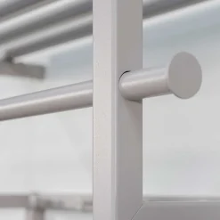 Garderobe Ailuno