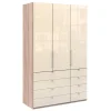 Geräumiger Kleiderschrank Codumenta