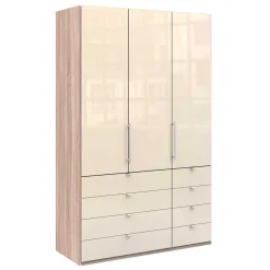 Geräumiger Kleiderschrank Codumenta