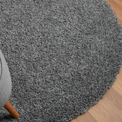 Grauer Hochflor Teppich Fachet
