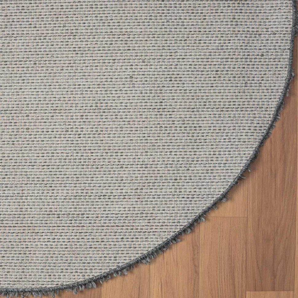 Grauer Hochflor Teppich Fachet