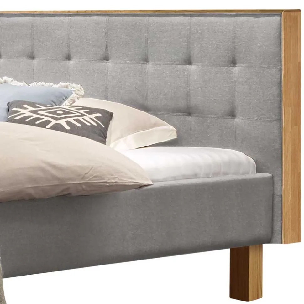 Graues Polster Bett Typon