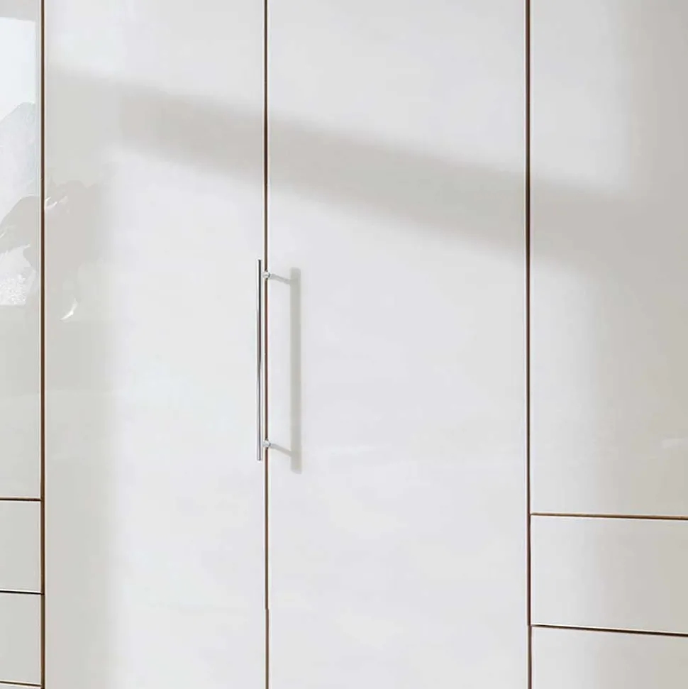 Großer Kleiderschrank Cnutria
