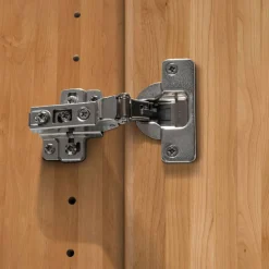 Großer Kleiderschrank Merkur