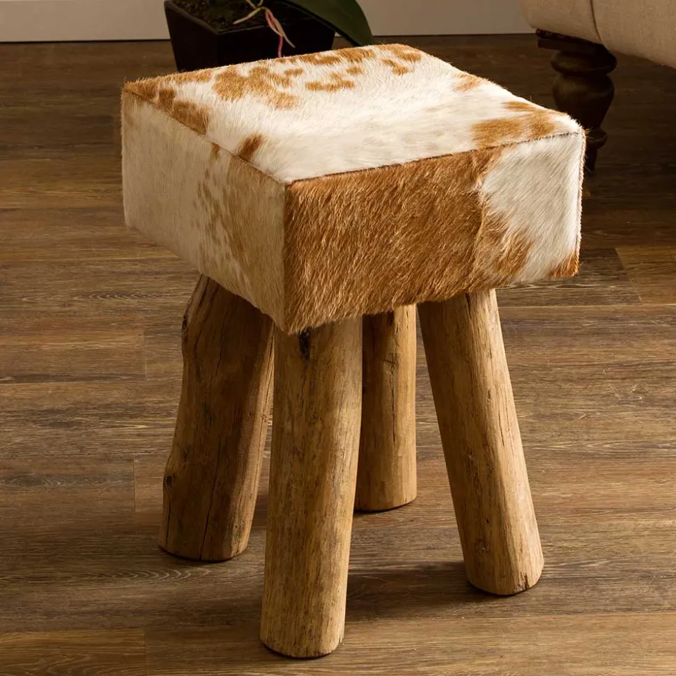Hocker mit Fell Urak