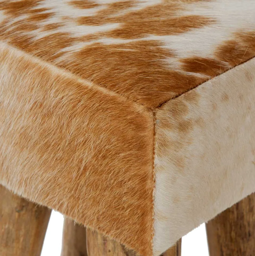 Hocker mit Fell Urak
