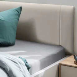 Hohes Bett Privira