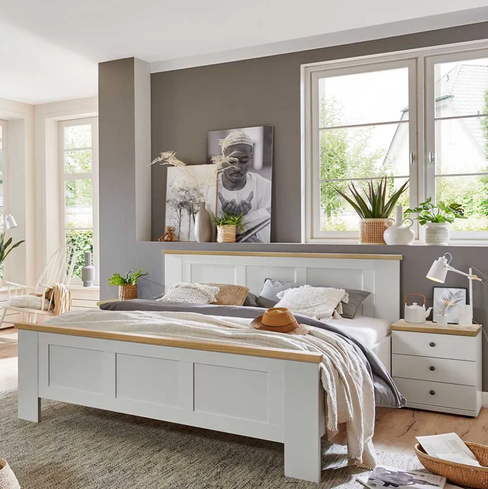 Hohes Landhaus Bett Wady