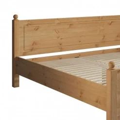 Holzbett Fintrana