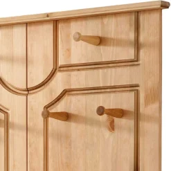 Holzgarderobe Alinica