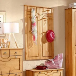 Holzgarderobe Alinica