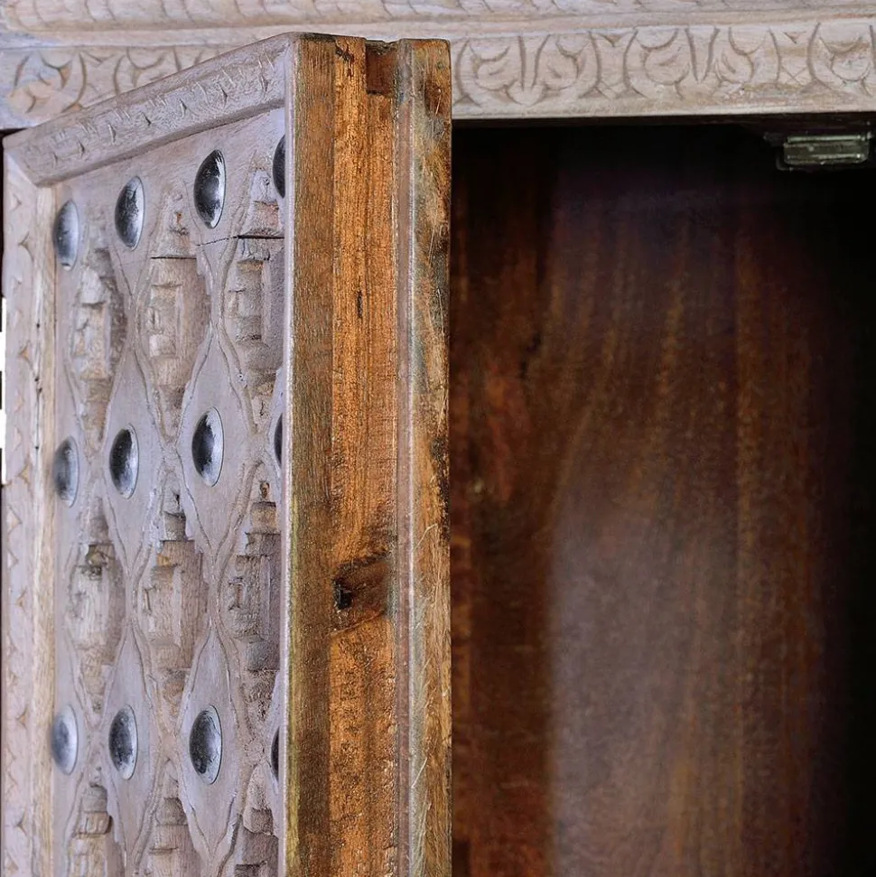 Holzschrank massiv Emra