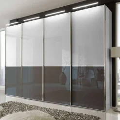 Kleiderschrank Travorna