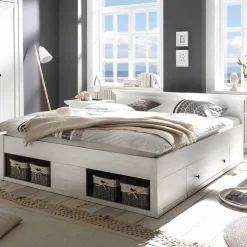 Landhaus Doppelbett Pantina