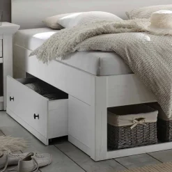 Landhaus Doppelbett Pantina