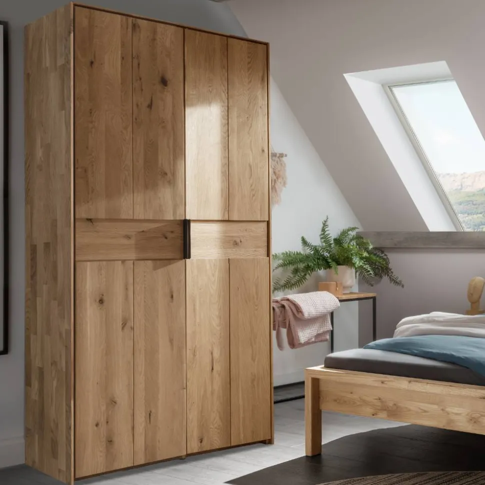 Massiver Holzkleiderschrank Snoba