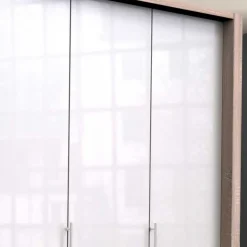 Moderner Kleiderschrank Andryas