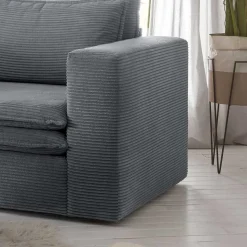 Moderner Sessel mit Hocker Eltusa