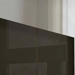 Premium Drehtürschrank Verras