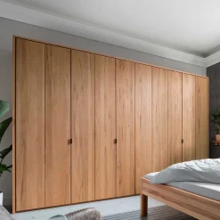 Premium Kleiderschrank Yarcella