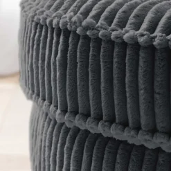 Retro Drehsessel mit Hocker Tresema