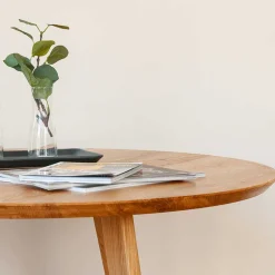Runder Eiche Couchtisch Cow