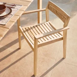 Stapelstühle Movement