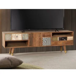 TV Board Trianus