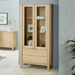 Vitrinenschrank Pianas