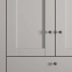 XL Kleiderschrank Saconso