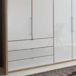 Zweifarbiger Kleiderschrank Andryas